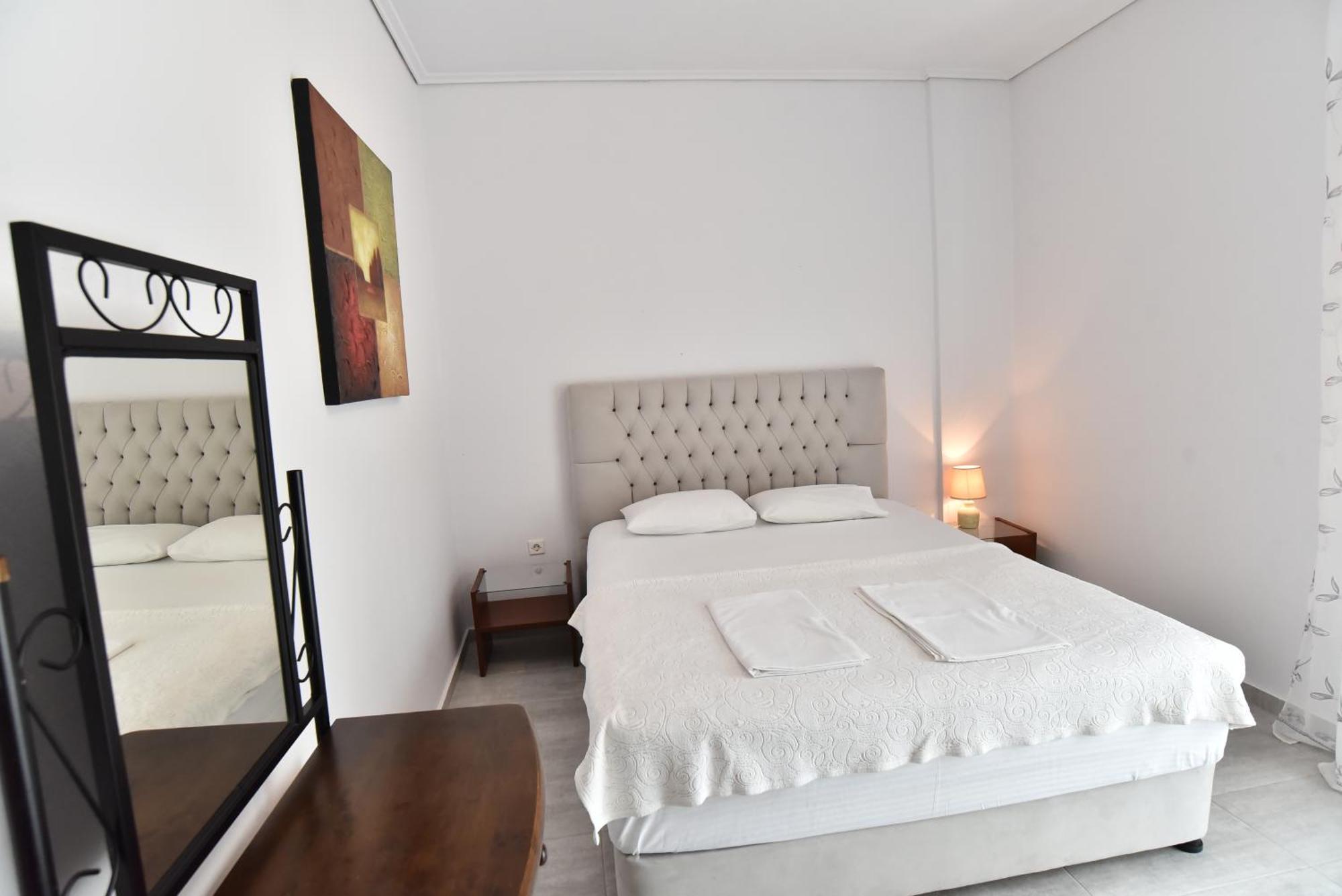 Luca Apartments PalaiónTsiflíkion Dış mekan fotoğraf